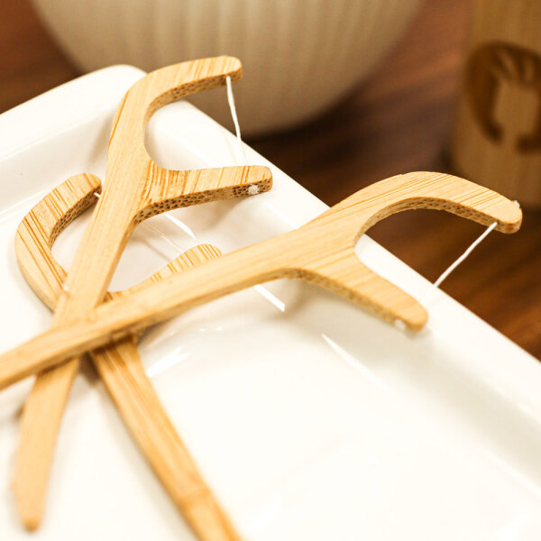 Toni Fresh Bambus Zahnseidesticks 30Stk., 8,95